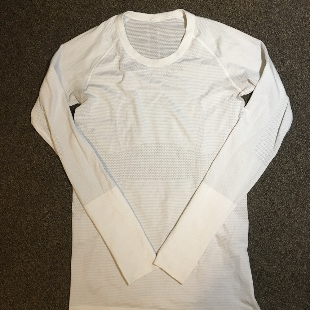Lululemon Swiftly tech long sleeve